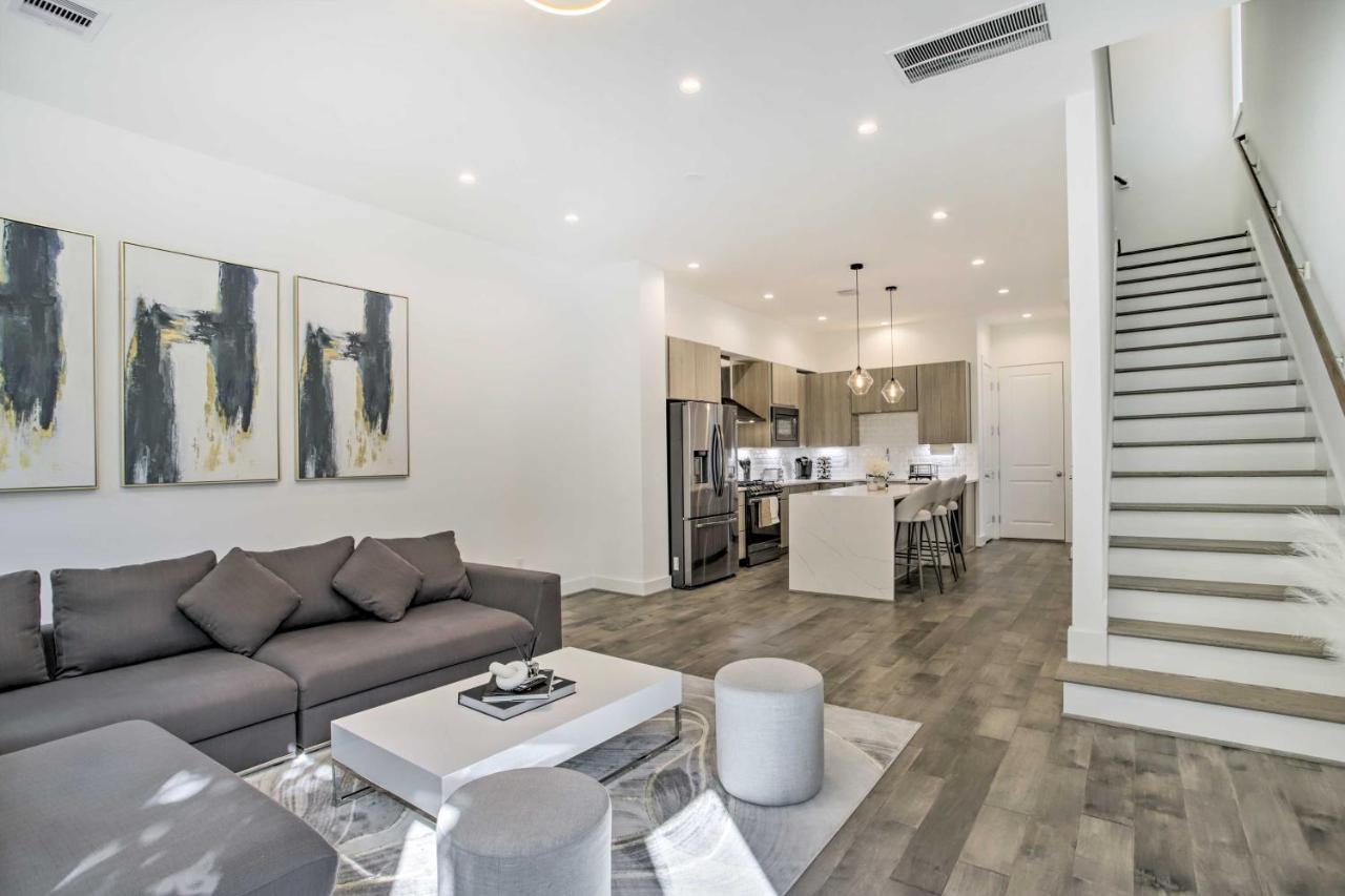 Newly-Built Luxury Galleria Area Townhome! Houston Eksteriør billede