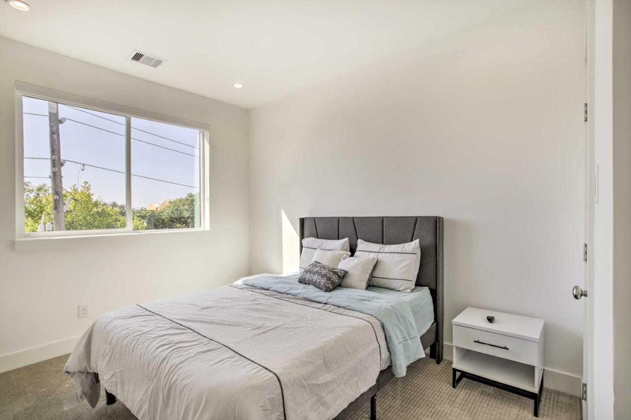 Newly-Built Luxury Galleria Area Townhome! Houston Eksteriør billede