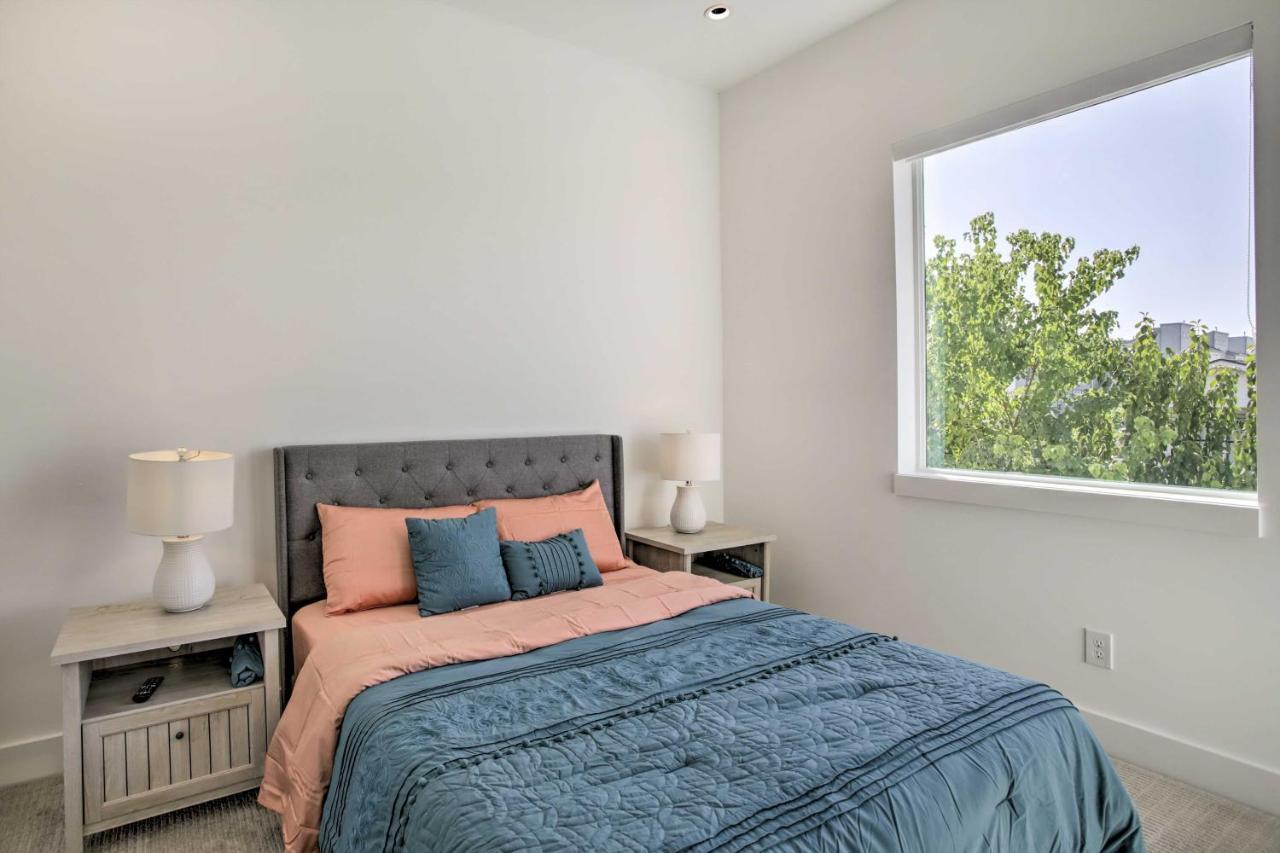 Newly-Built Luxury Galleria Area Townhome! Houston Eksteriør billede