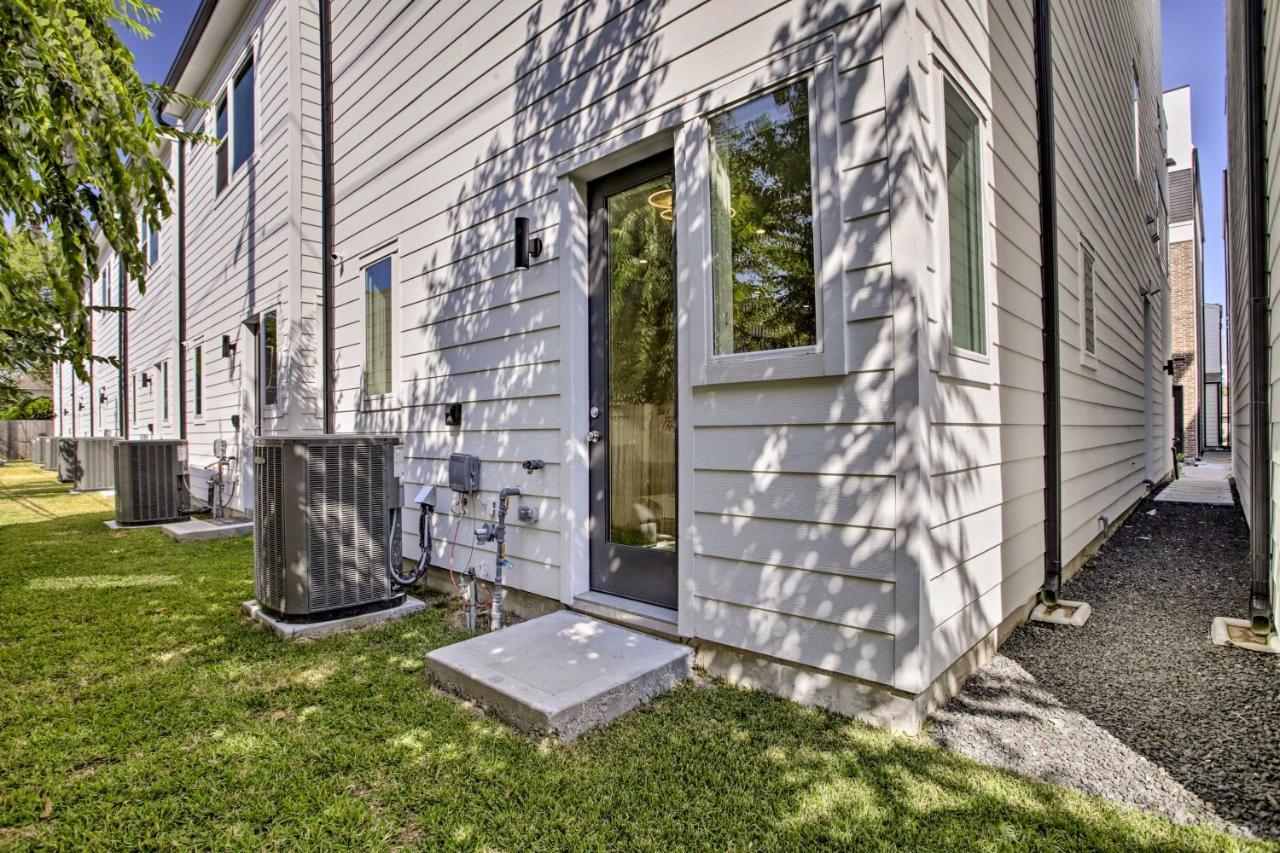 Newly-Built Luxury Galleria Area Townhome! Houston Eksteriør billede